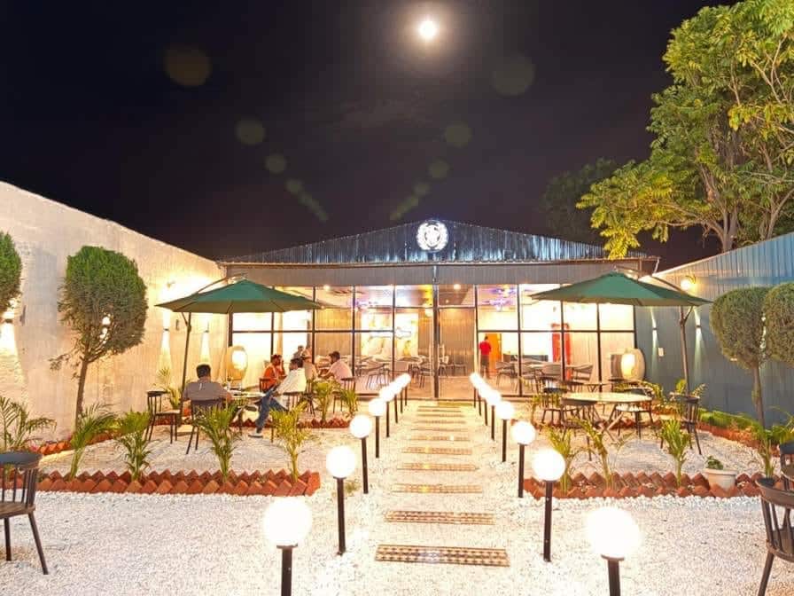 The Silver Spoon image