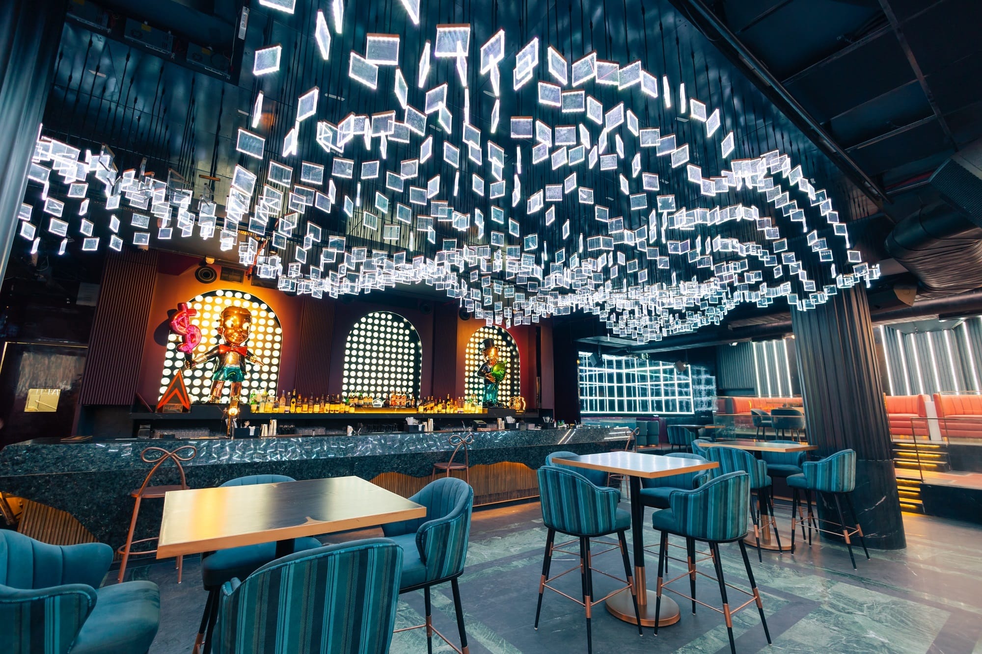 party bars, nightlife, fun bars for groups, night spots, late night bars, night clubs, dance clubs, party clubs near me, nightlife near me - M Bar Kitchen & Cocktails - img2