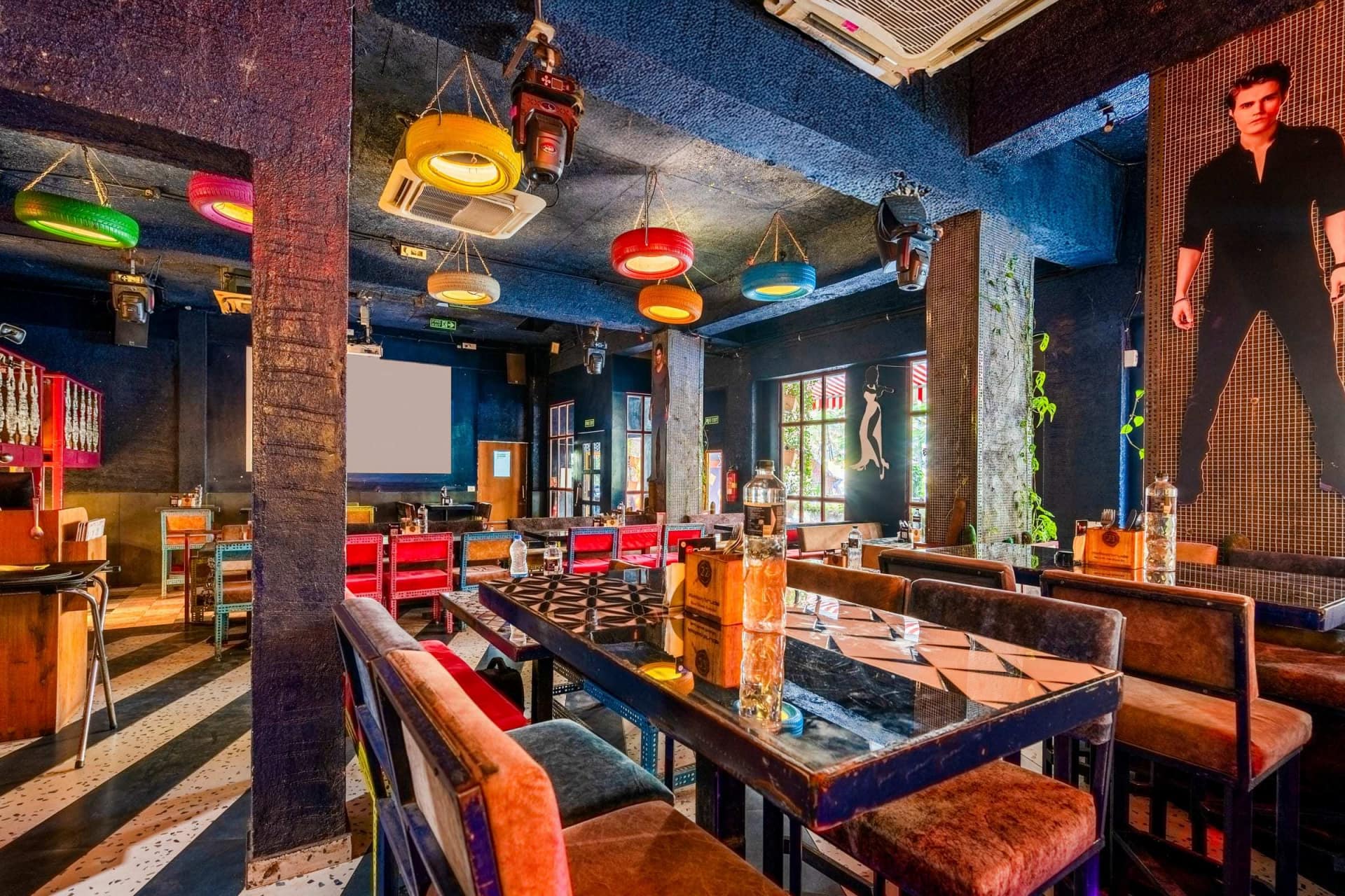 Restaurant image