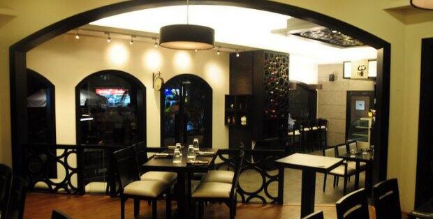Darwin S Review For Fat Cat Kitchen And Bar Veera Desai Area