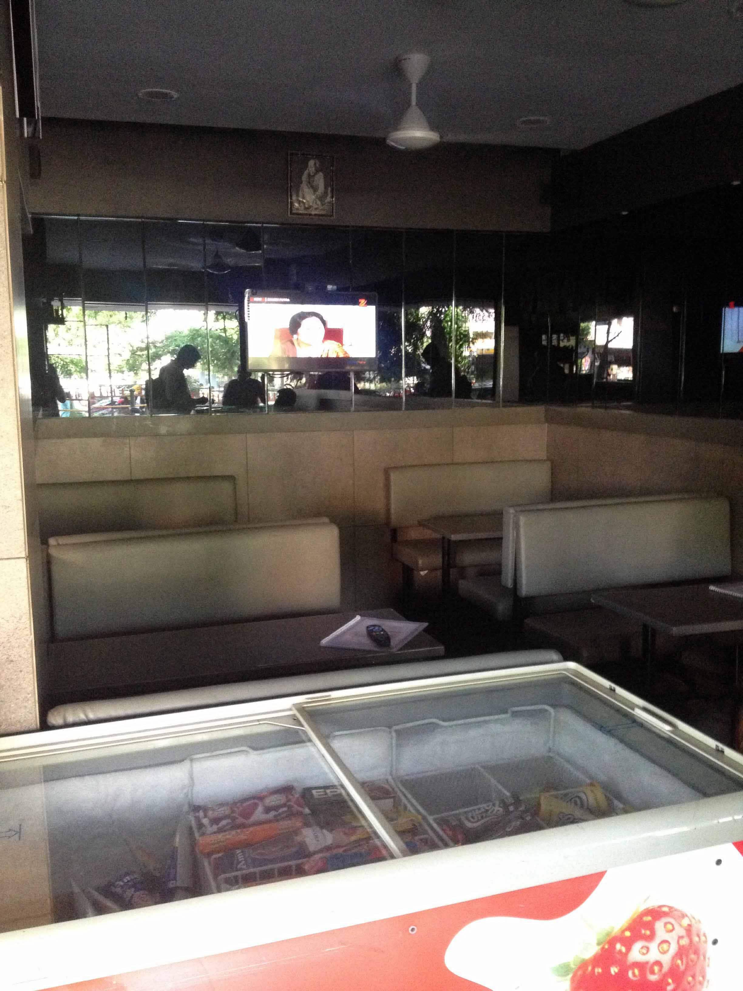 Man Mohak Ice Cream, Katargam, Surat