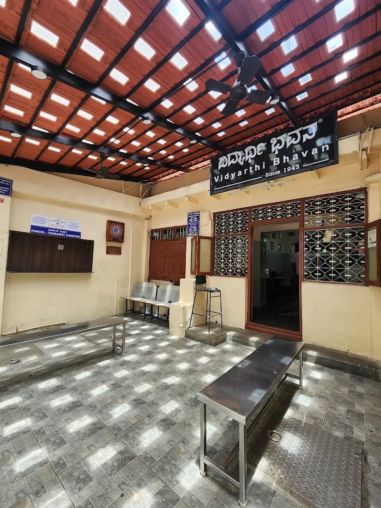 quick breakfast, breakfast before work, early breakfast near me, breakfast restaurants near me, breakfast spots - Vidyarthi Bhavan - Since 1943 - img5