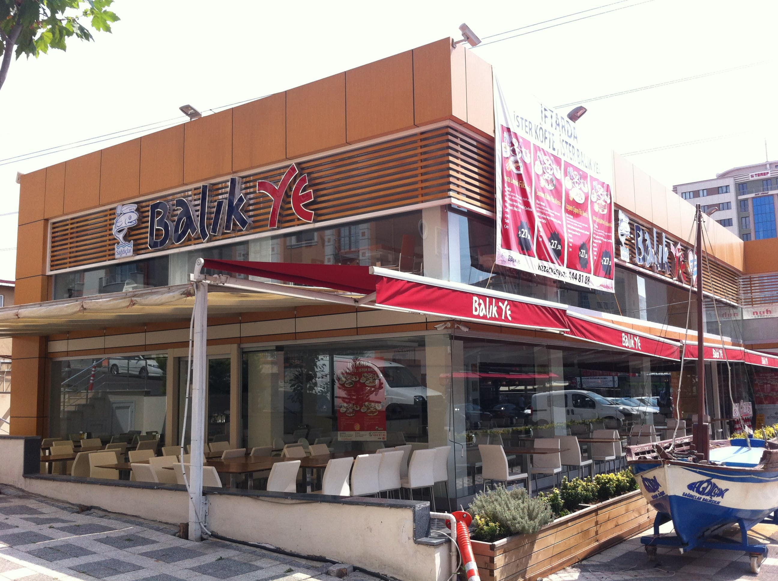 Balik Ye Restoran Serifali Istanbul