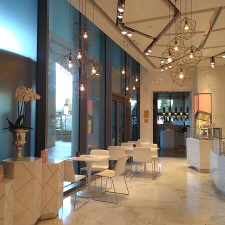 Restaurants In Raffles Istanbul Levazim Besiktas Istanbul Zomato Zomato Turkey