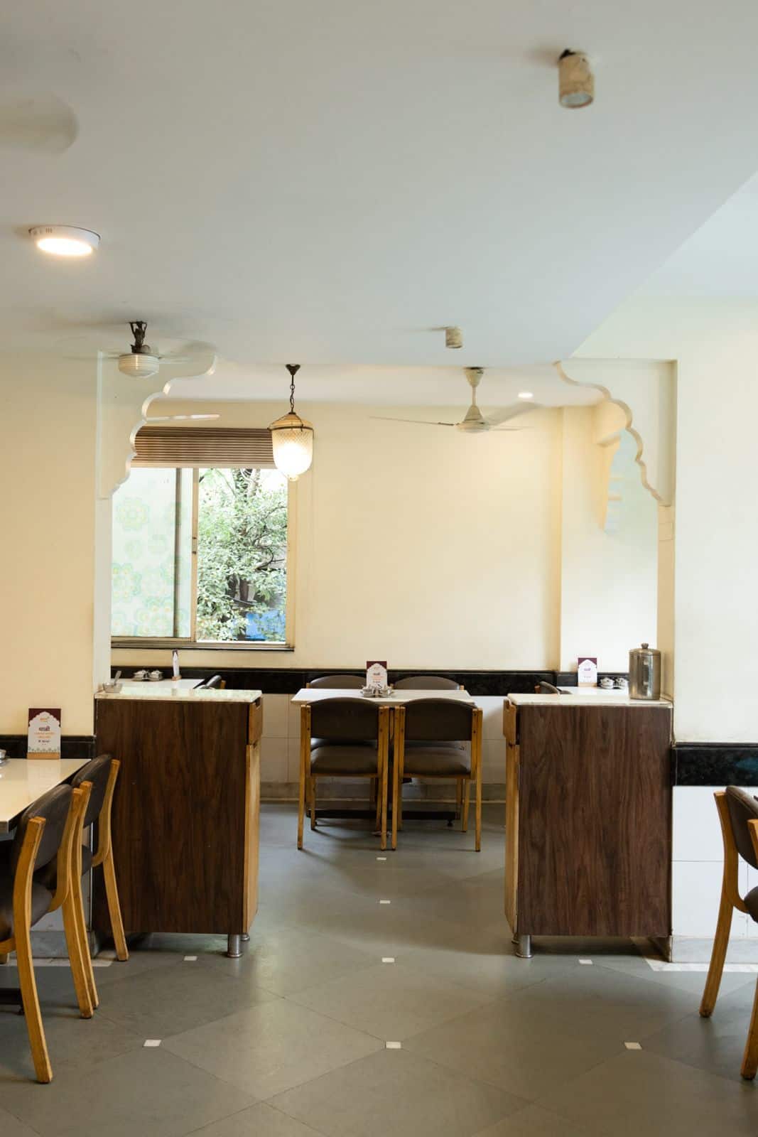 maharashtrian thali, veg thali, puran poli, bhakri, vegetarian restaurants - Krishna Dining - img3