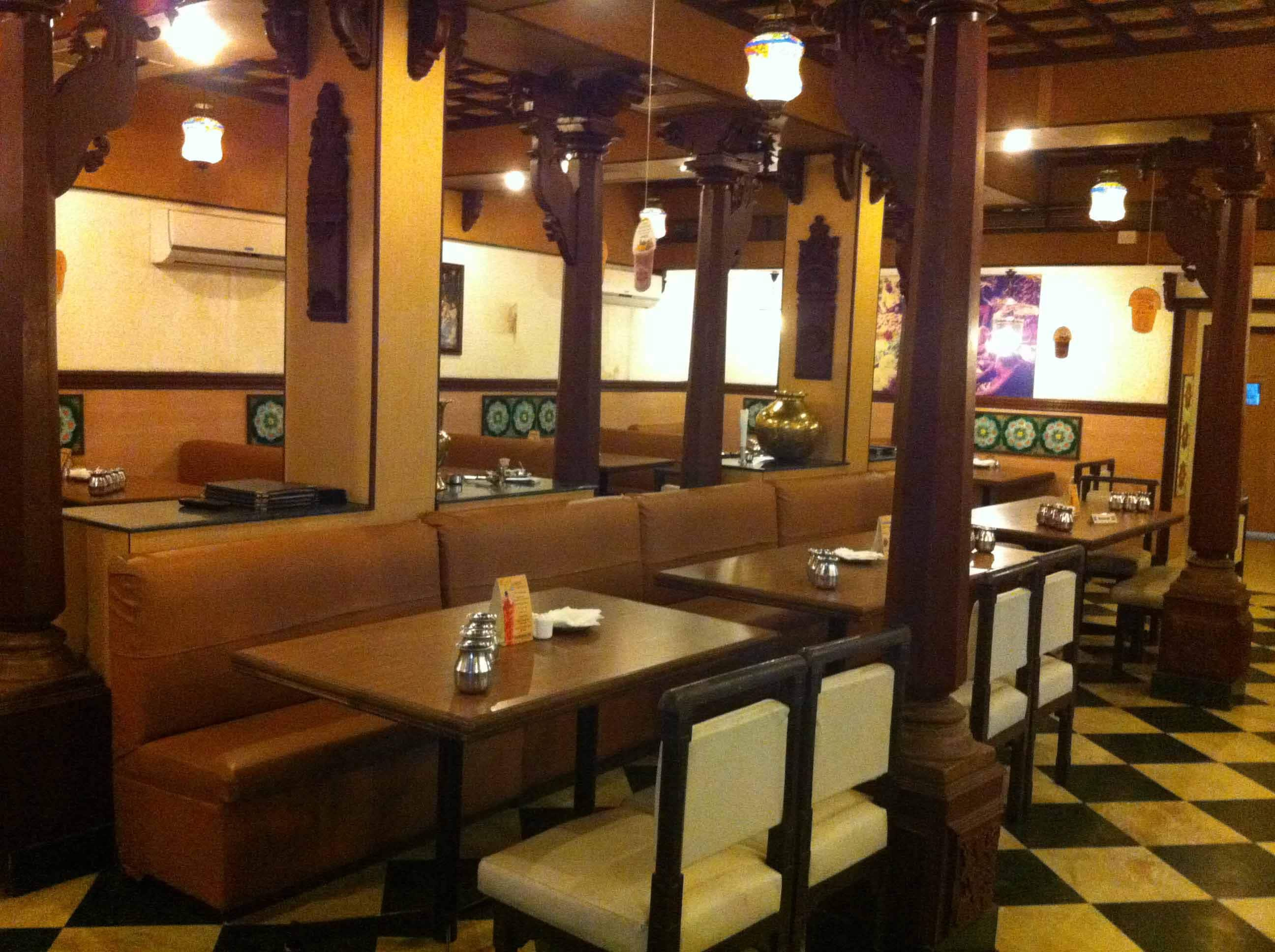 Chettinad restaurants, Chettinad food, Chettinad cuisine, Chettinad chicken, Chettinad biryani - Kaaraikudi - img5