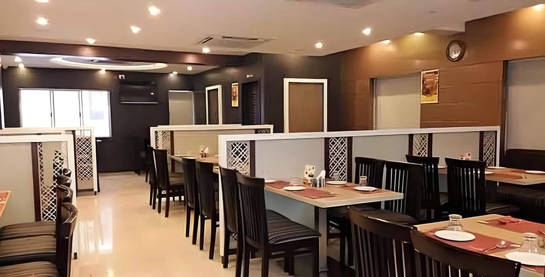 Restaurant image