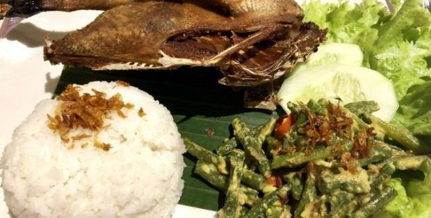 Muhammad Bagus Pratomos Review For Bebek Tepi Sawah