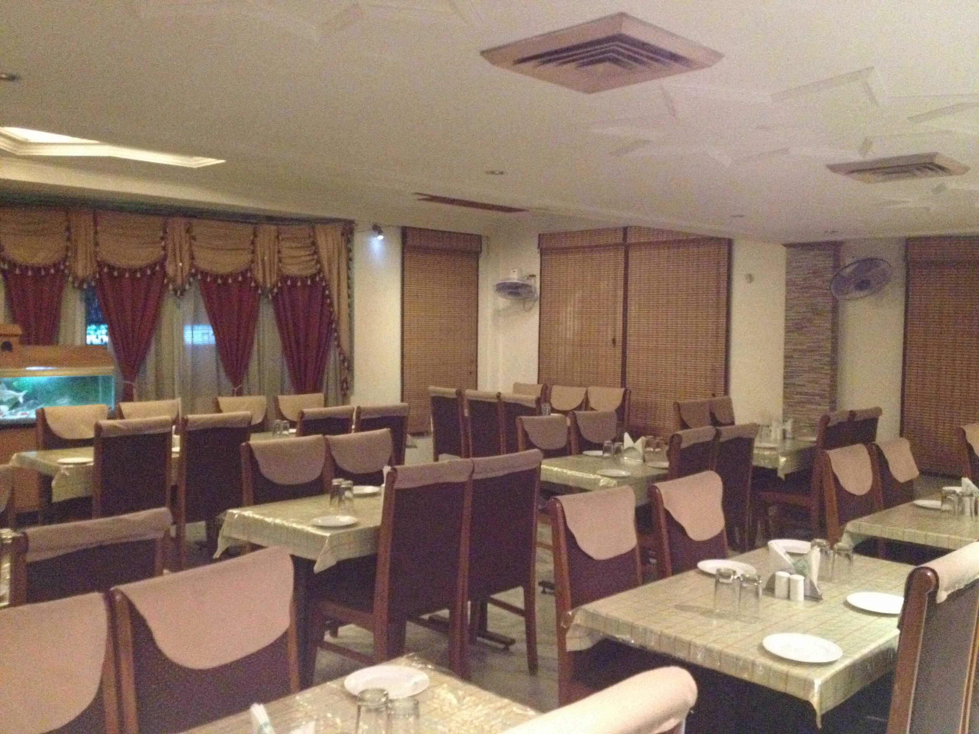 The Golden Treat, Gomti Nagar, Lucknow | Zomato