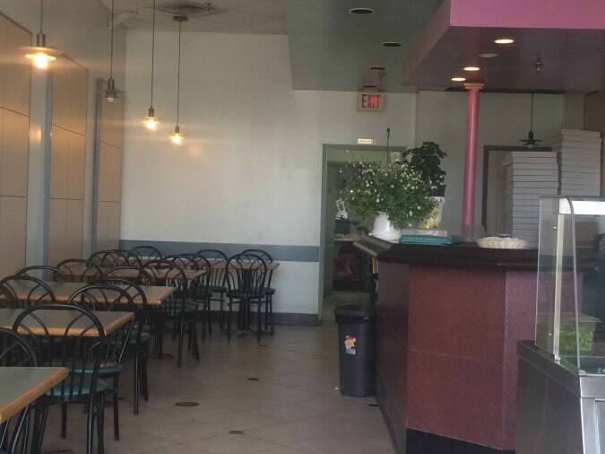 Mackay Pizza Photos, Pictures of Mackay Pizza, Brampton, Toronto