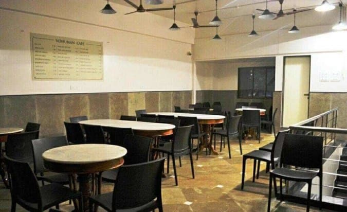Best Street Food & Cafés in Pune – famous breakfast spread at Vohuman Café
