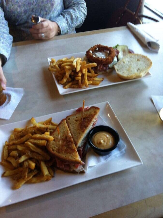 Cottage Canoe Menu, Menu for Cottage Canoe, Barrie, Barrie Urbanspoon