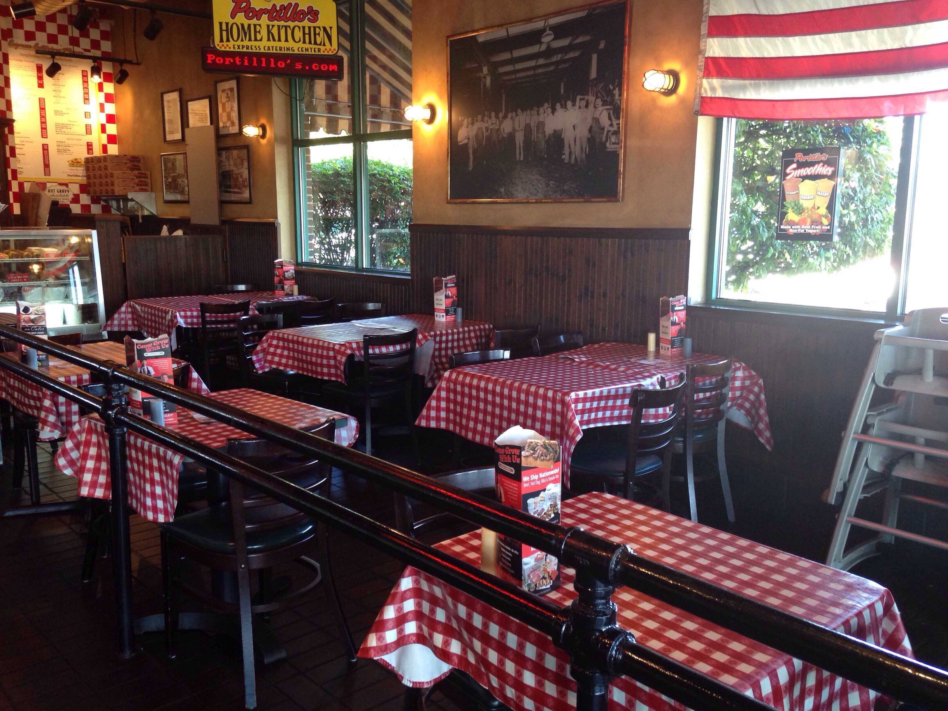 Portillo's Hot Dogs, Northlake, Chicago Zomato