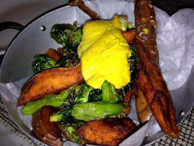 Luxe Kitchen And Lounge West Side Cleveland