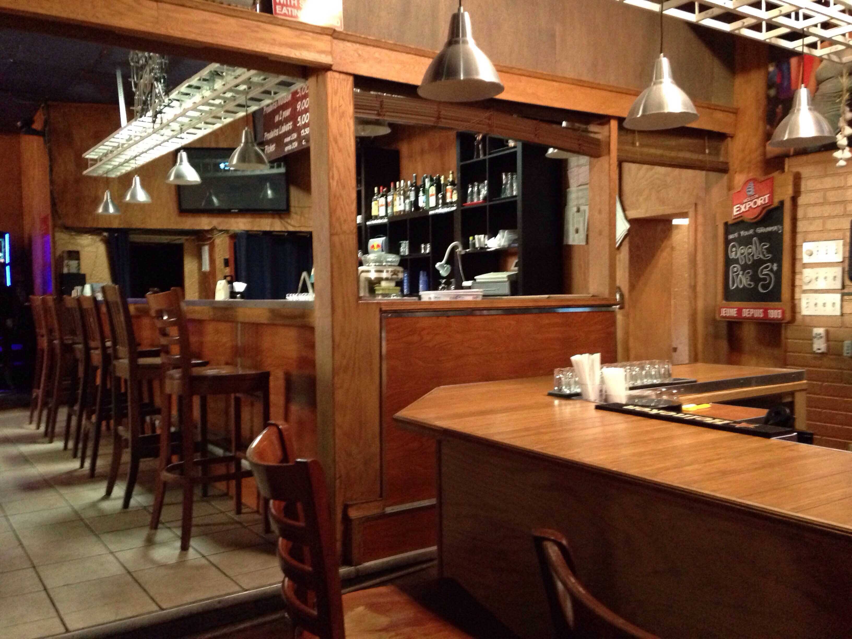 Flix Billard, Aylmer, Gatineau Region Zomato