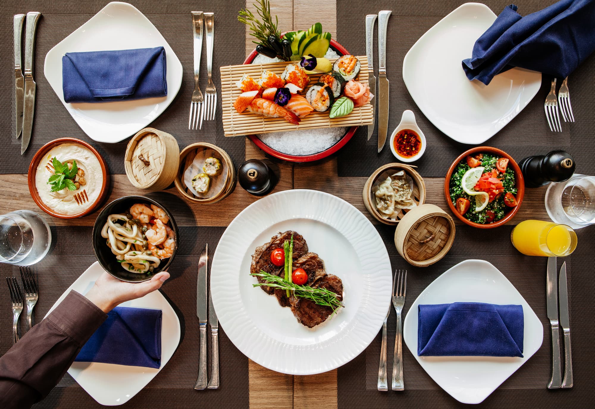 Cara The RitzCarlton Dubai International Financial Centre, DIFC