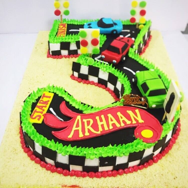 Hangout Cakes & More, Kandivali East, Mumbai Zomato