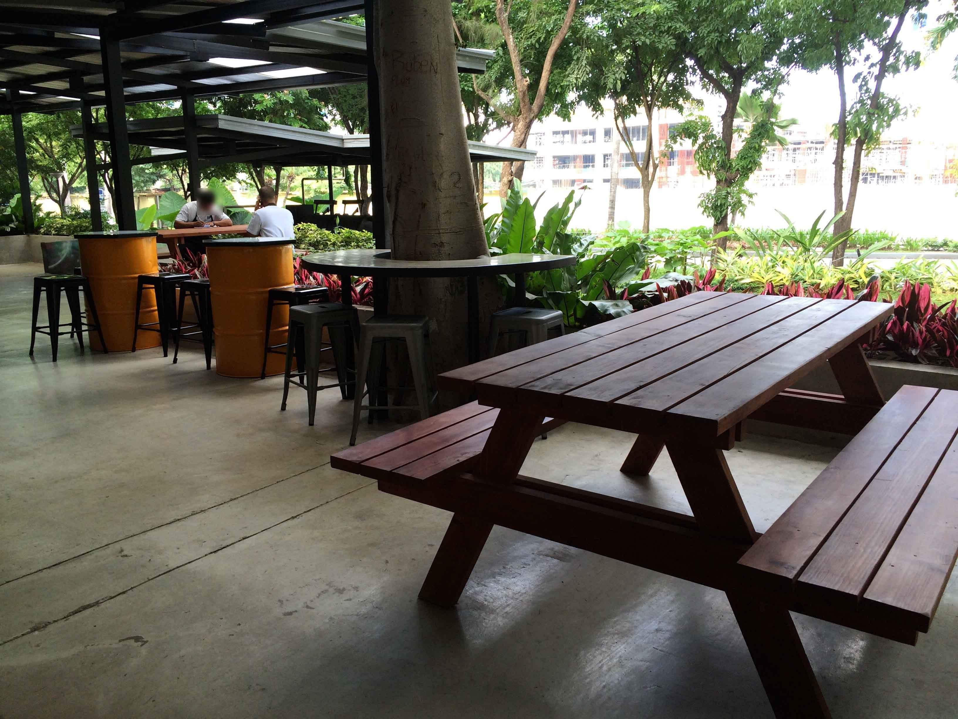 bally park restaurant