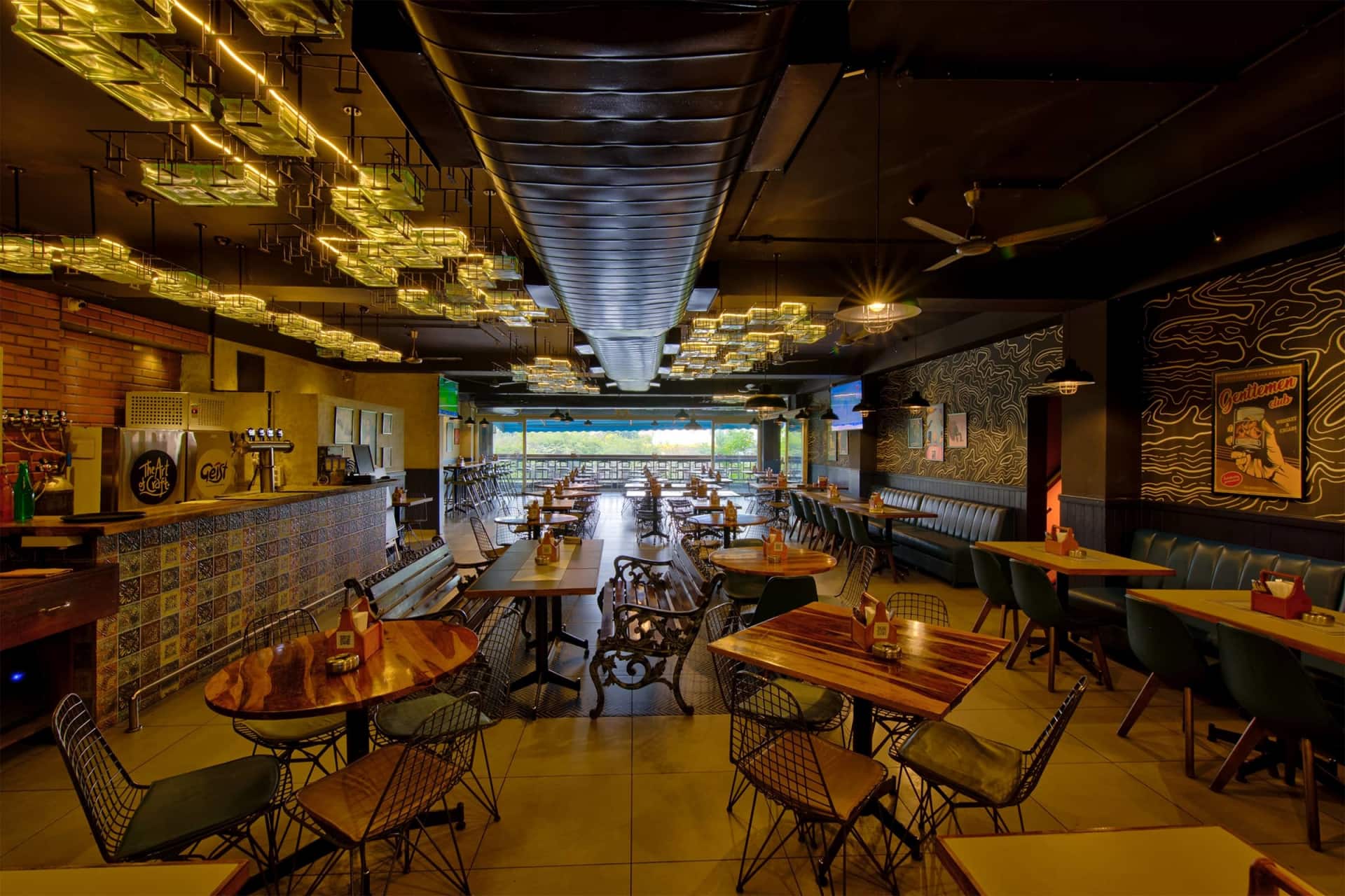 Restaurant image