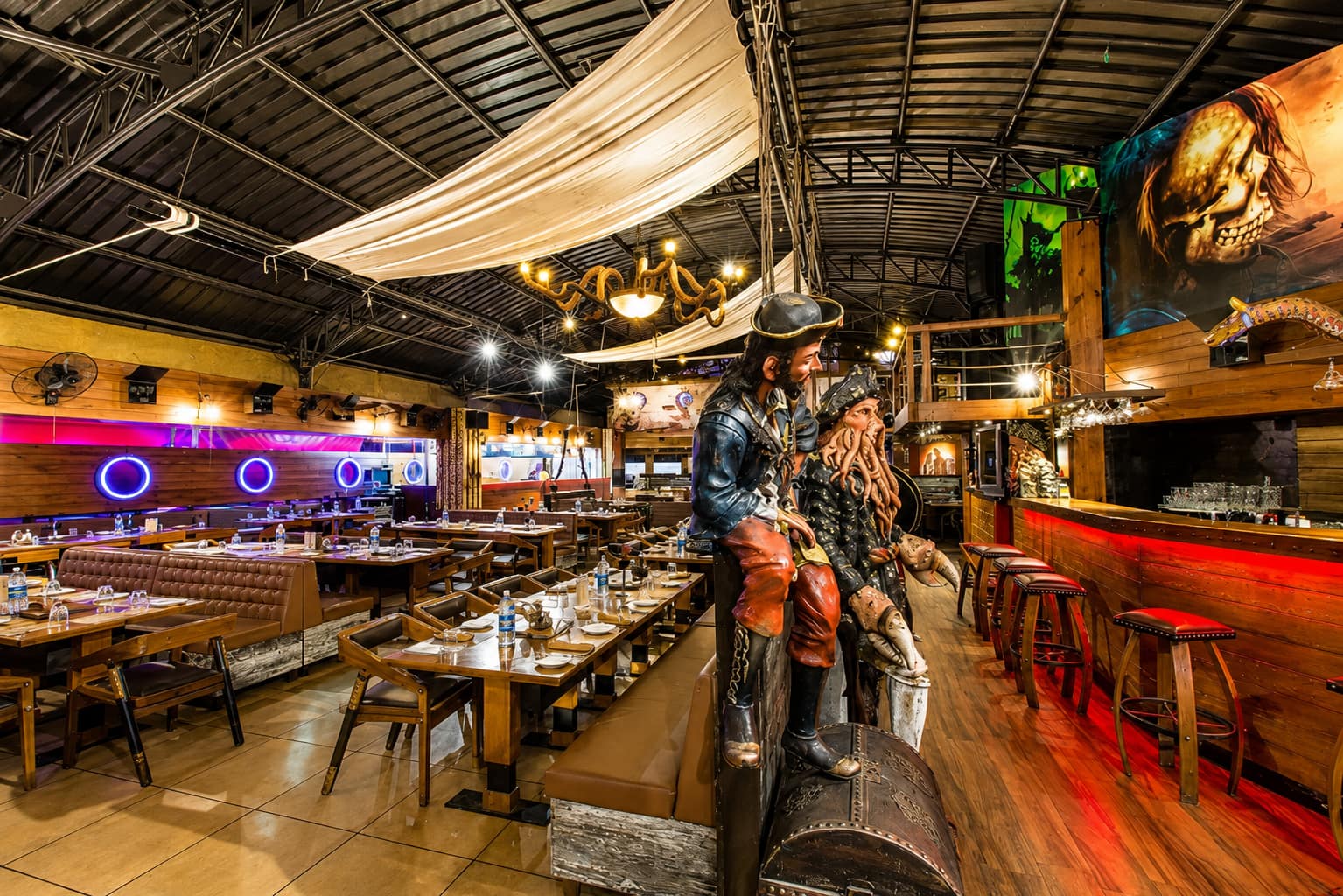 themed restaurants, theme restaurants, themed dining, unique restaurants, experiential dining, quirky restaurants, concept restaurants, immersive dining, interactive dining - The Black Pearl - img1