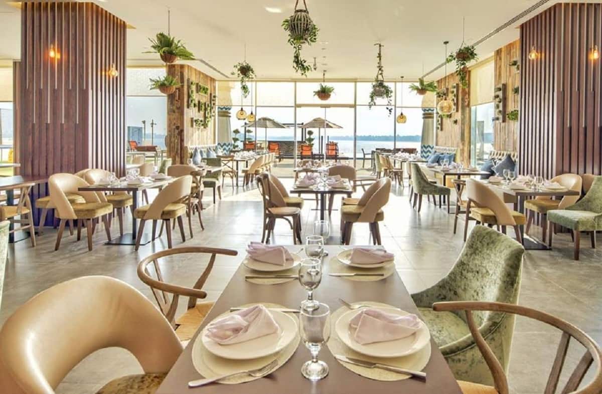 Restaurant image