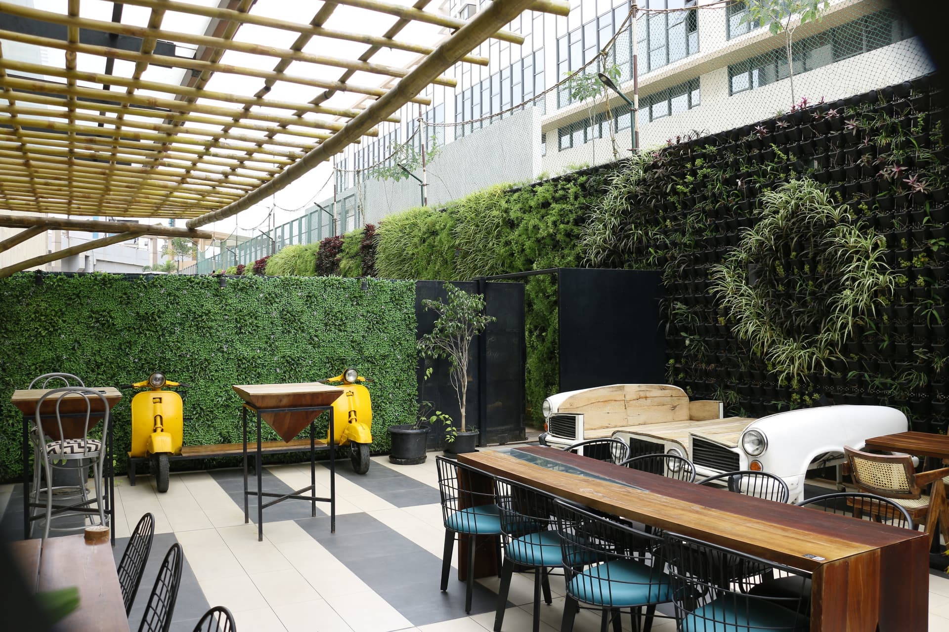 Restaurant image