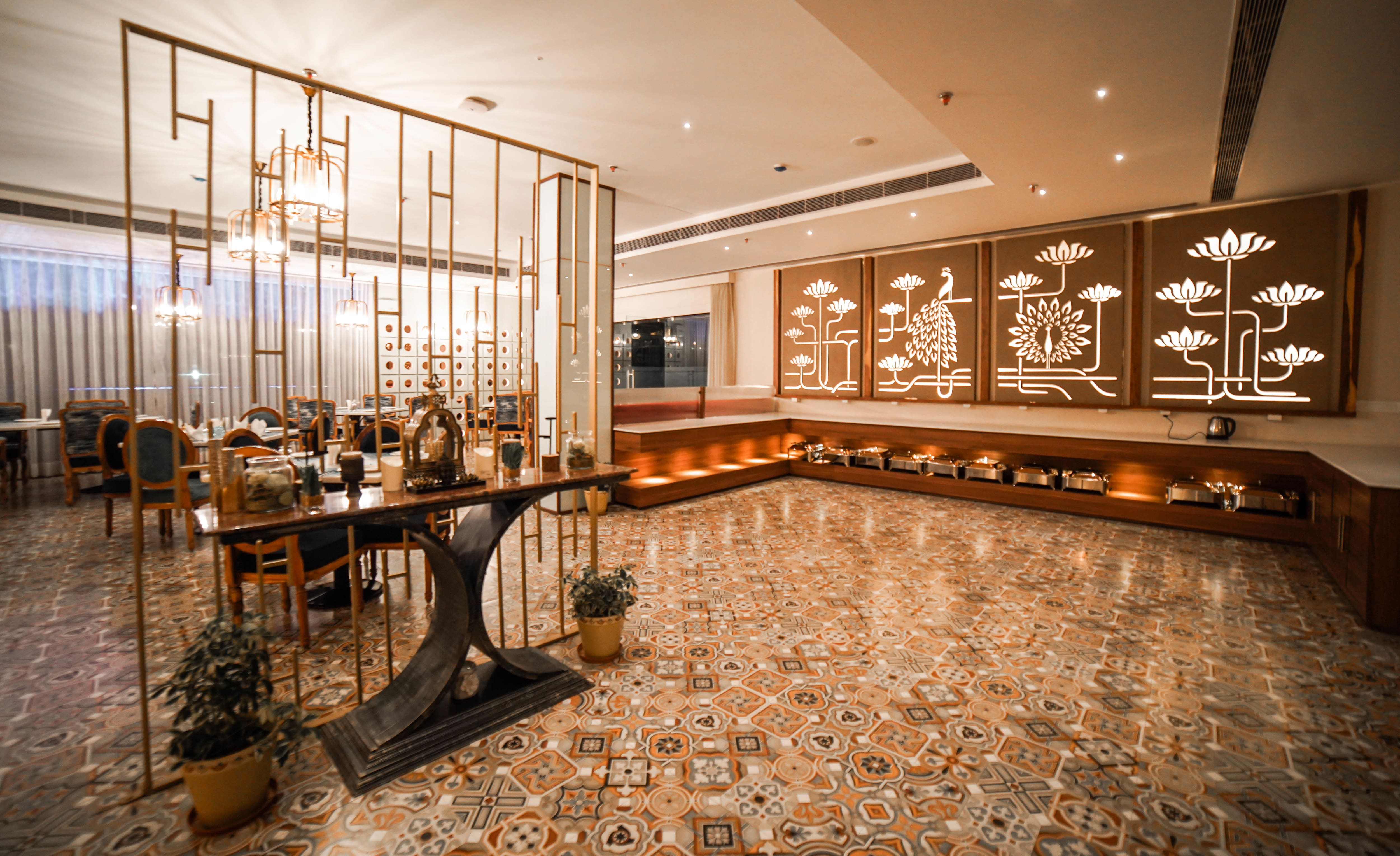 Le Amritam - Dine & Mime image