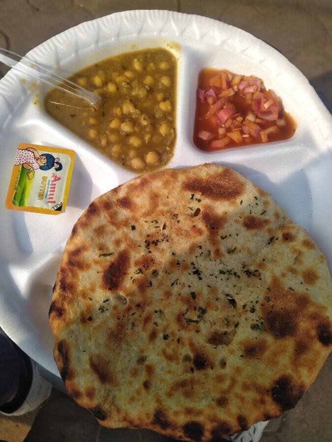 Krishna Amritsari Punjabi Kulcha