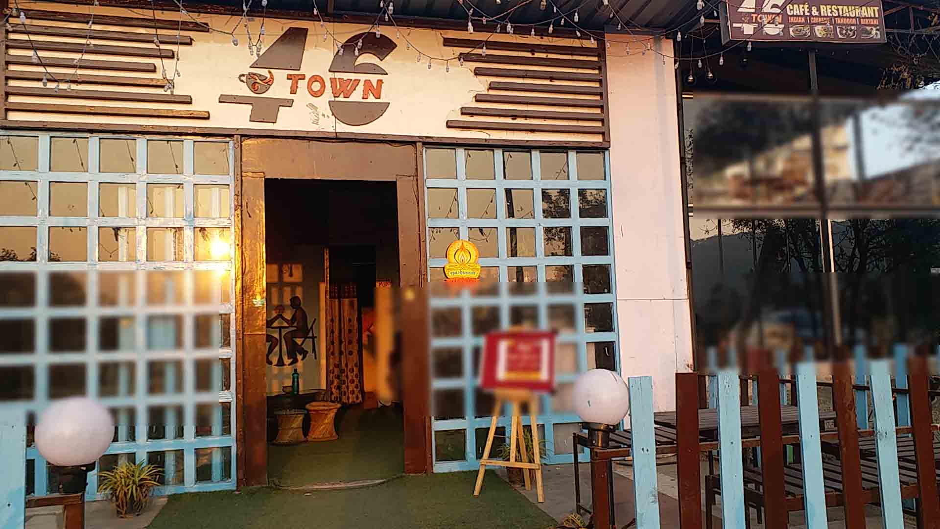 Cafe Town 46, Dhankawadi, Pune