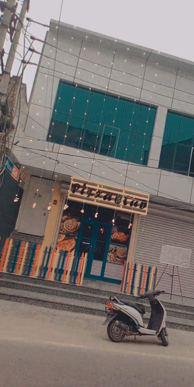 Pizza Club image