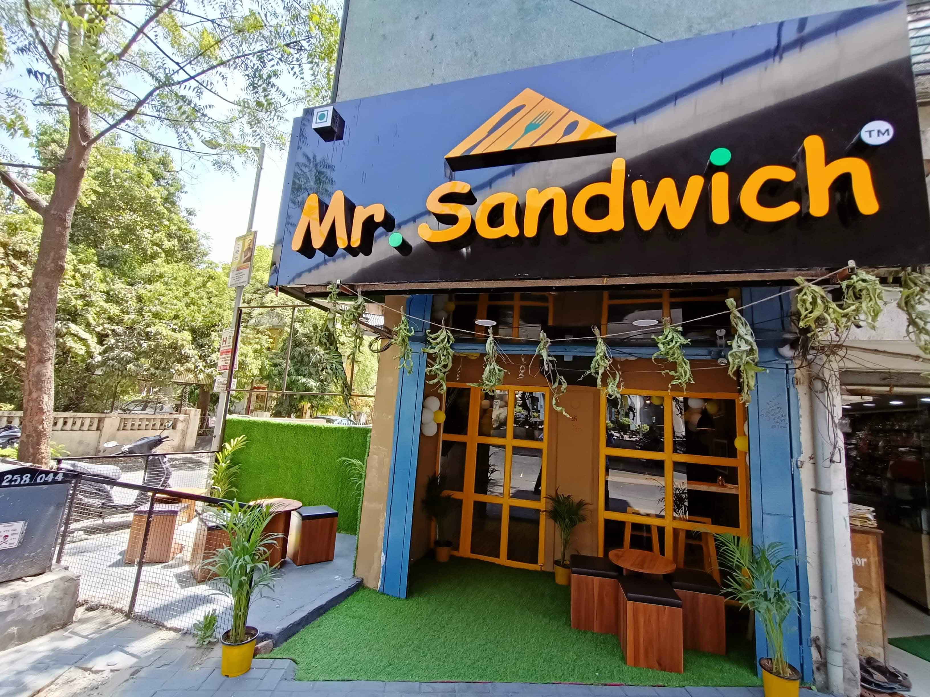 Top 5 Best Sandwich Franchise Opportunities in India