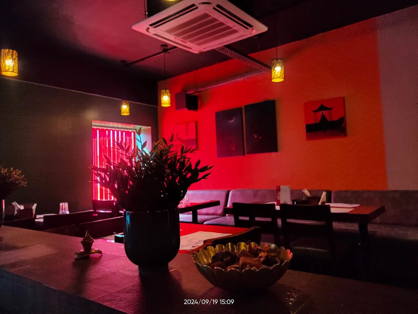 Restaurant image