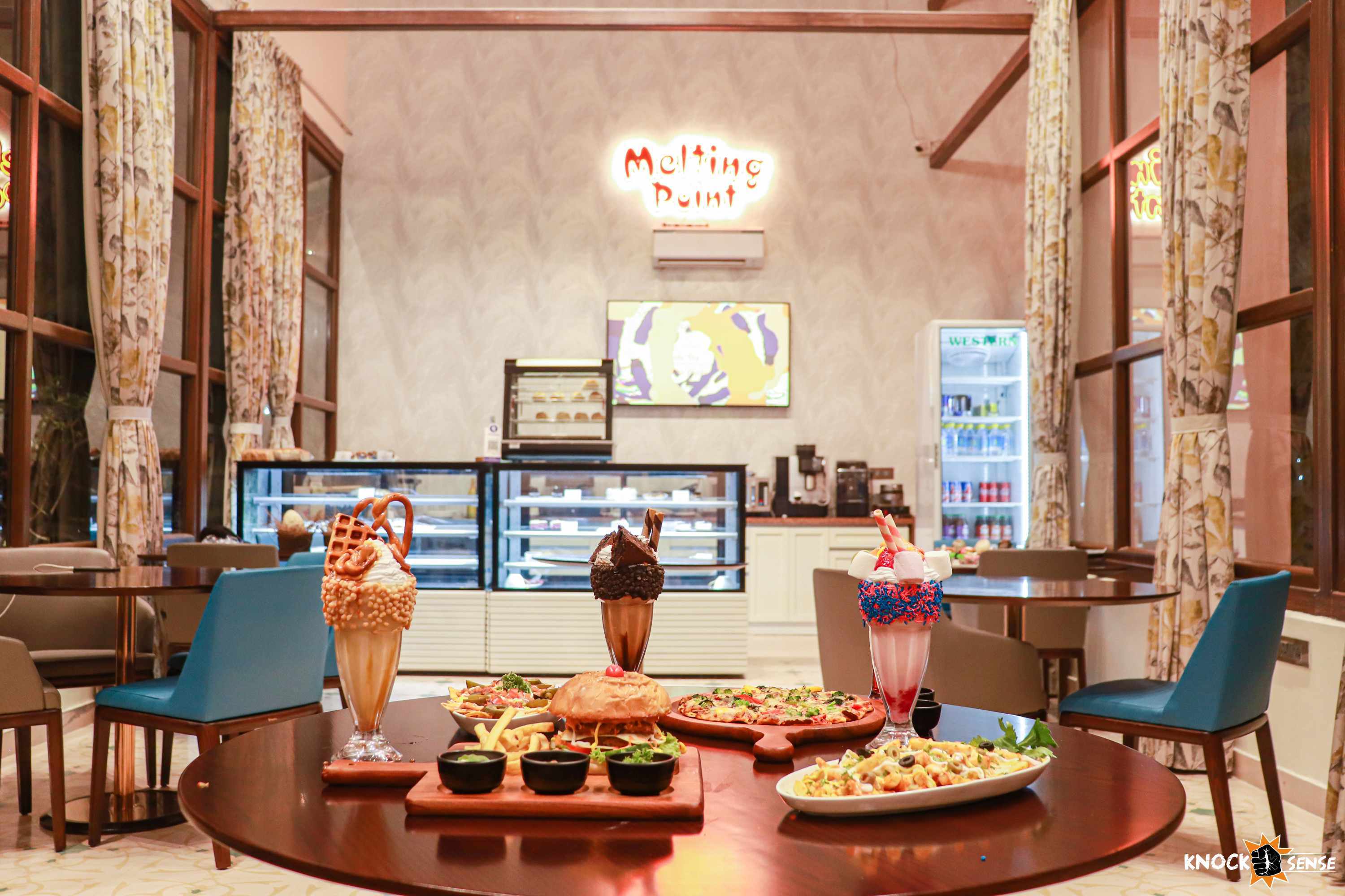 Restaurant image