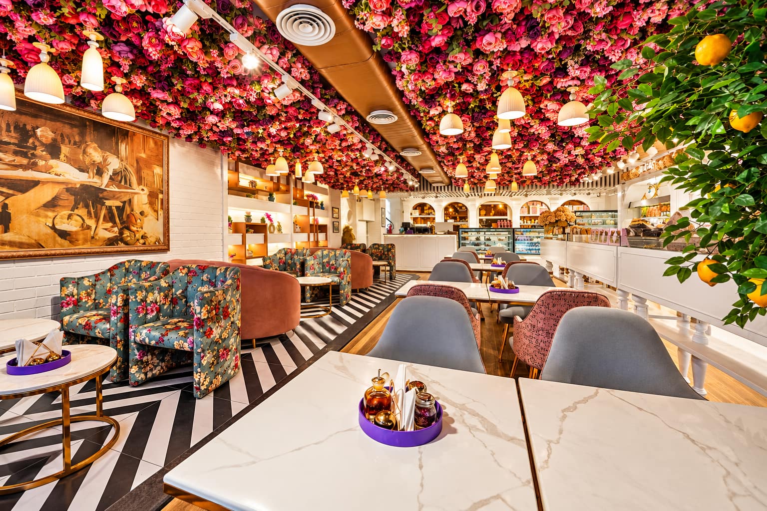 cafes in lucknow, aesthetic cafe, pretty cafe - Buttercup Bungalow - img1