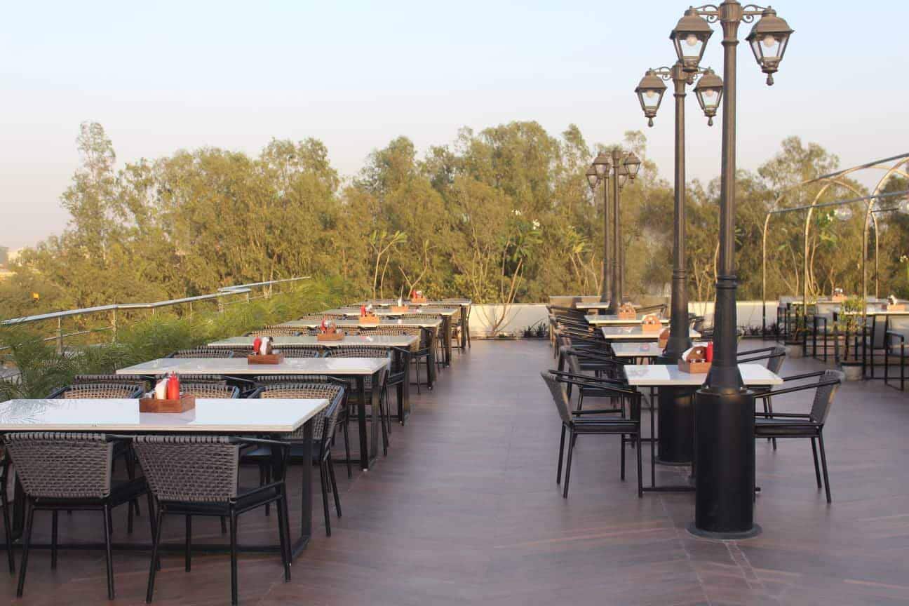 Restaurant image