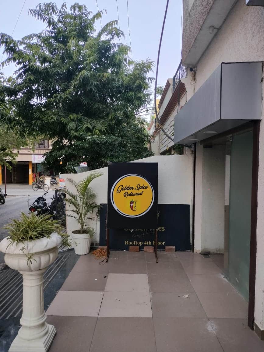 Golden Spice Restaurant, Hoshangabad Road order online Zomato