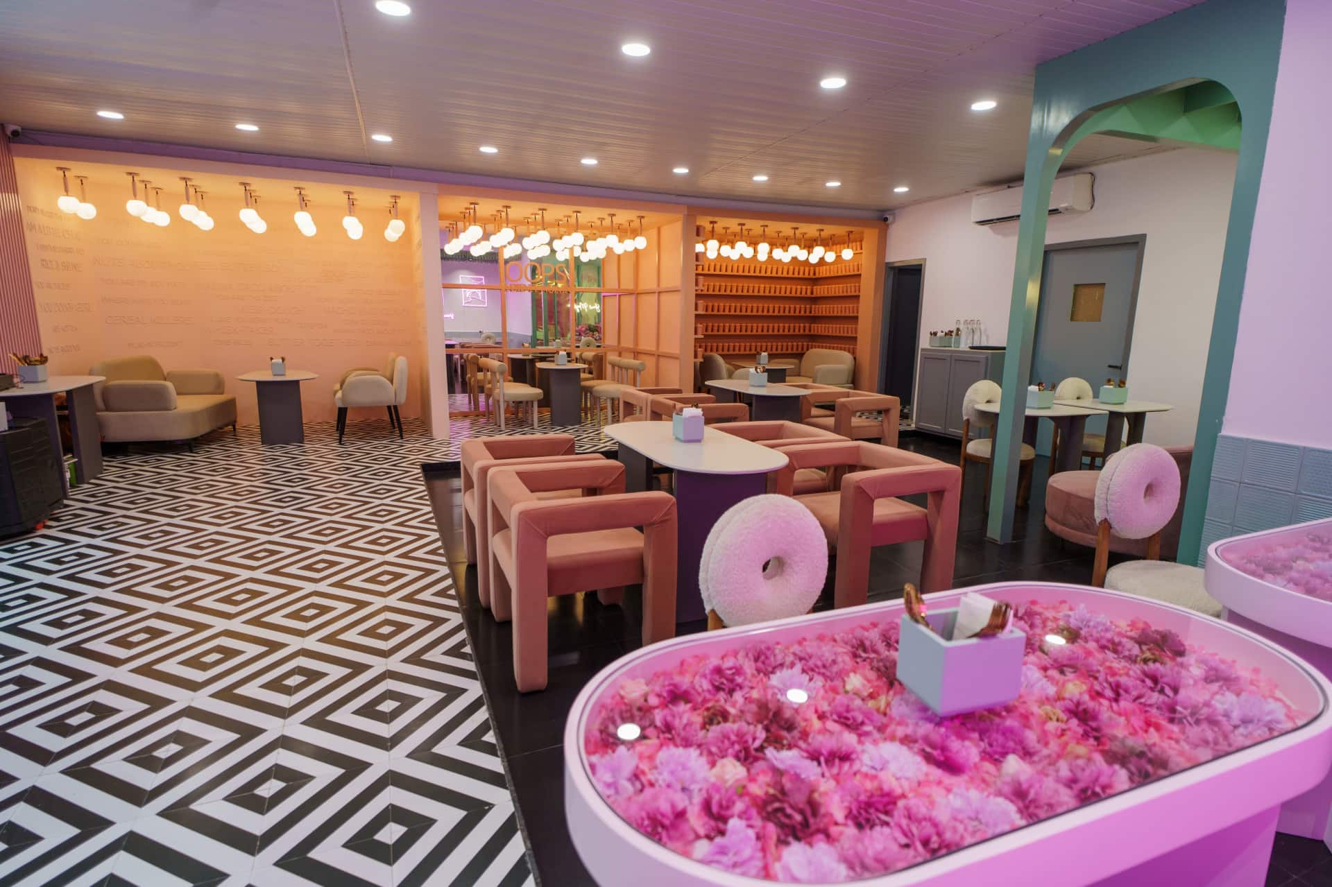 Restaurant image
