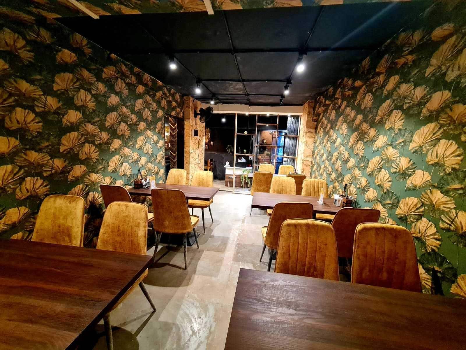 Restaurant image