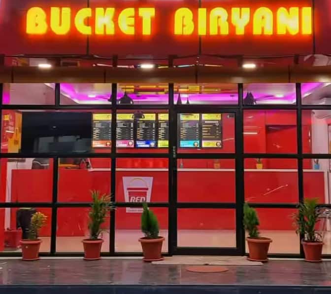 Photos of Hyderabadi Bucket Biryani, Pictures of Hyderabadi Bucket
