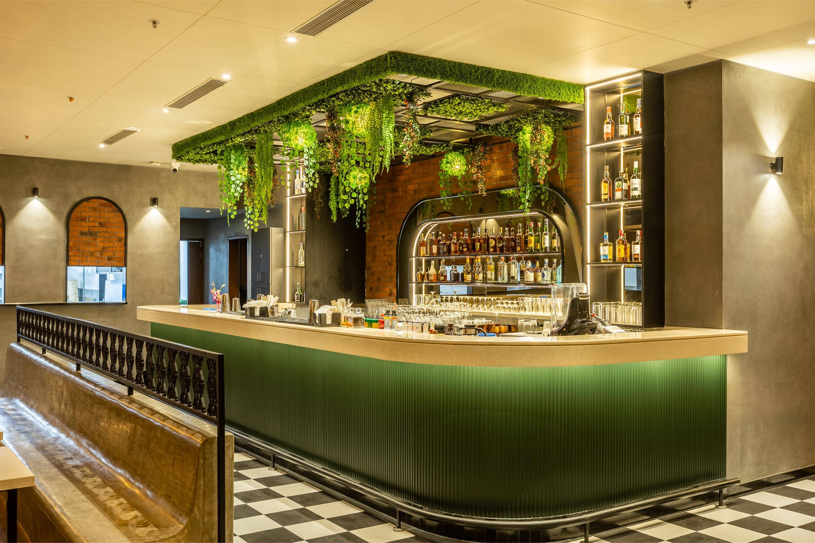 beer, beer bars, pubs, breweries, craft beer - Bricks Bar & Kitchen - img5