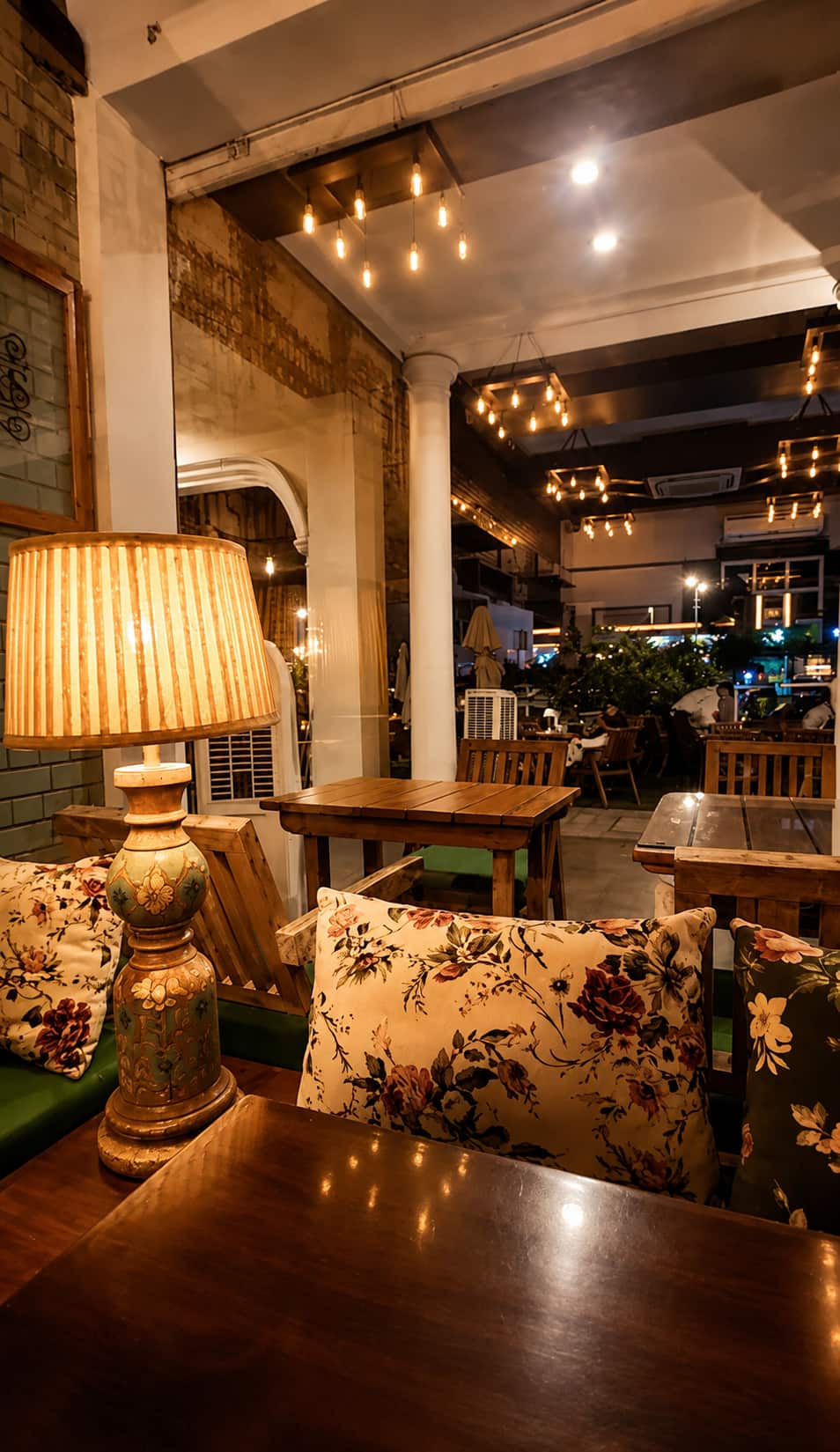Albero Cafe image