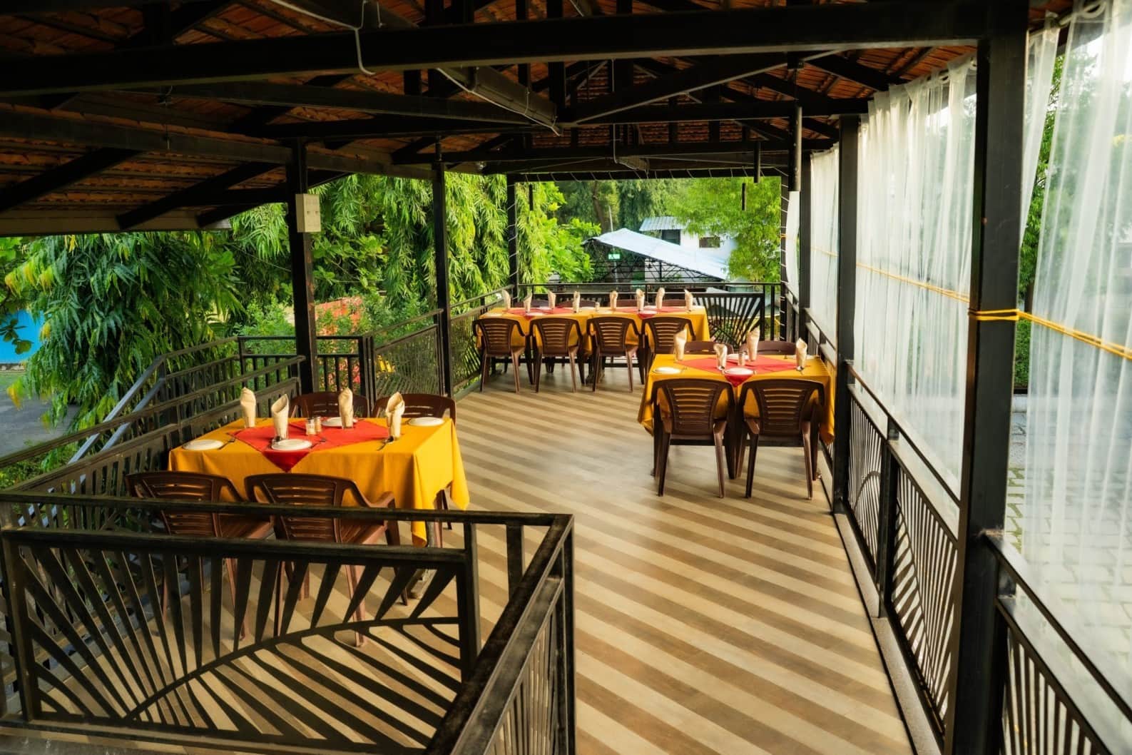 Restaurant image