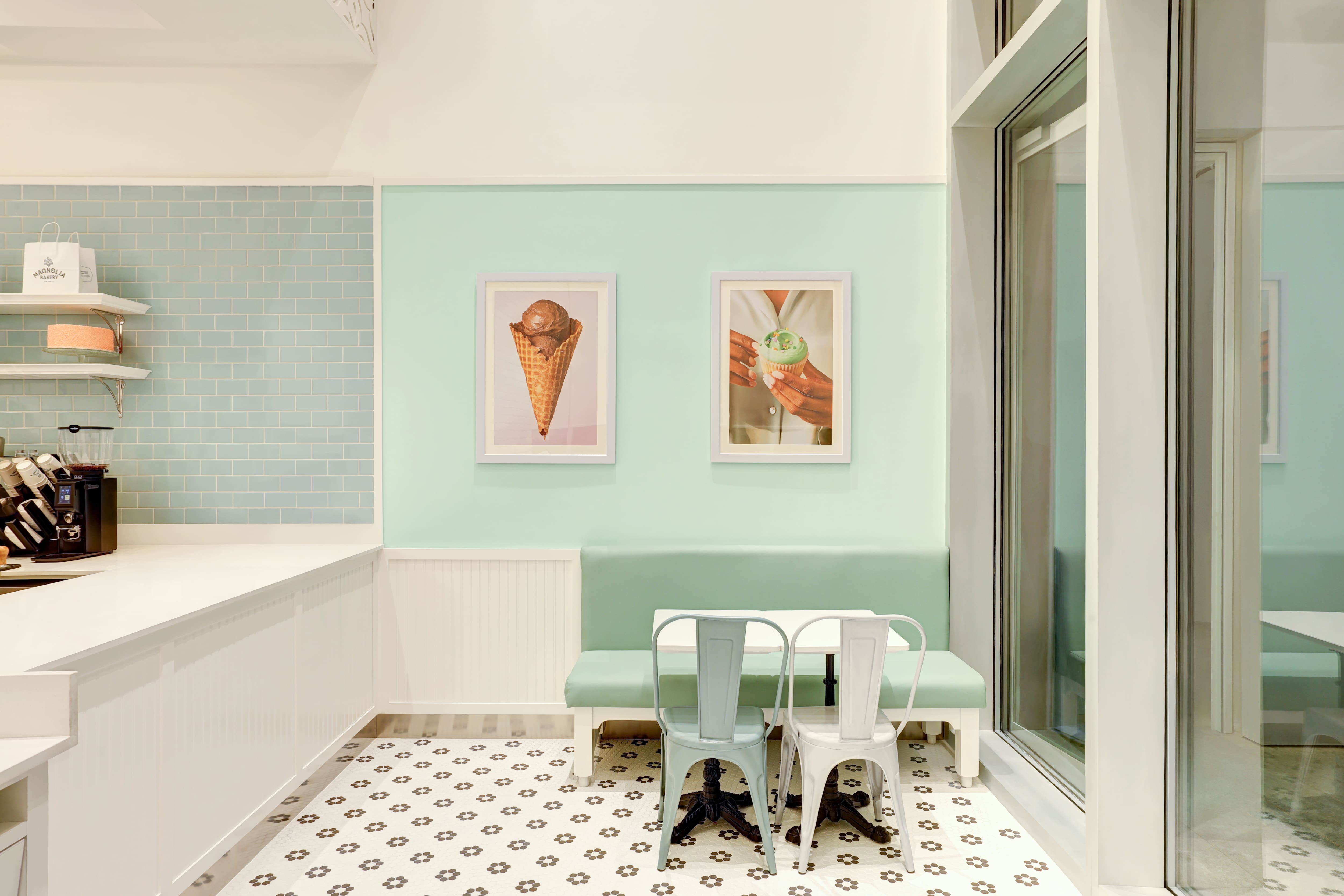 dessert, desserts, bakery, bakeries, cakes, pastries, dessert shops, cake shops, brownies, cookies - Magnolia Bakery - img5