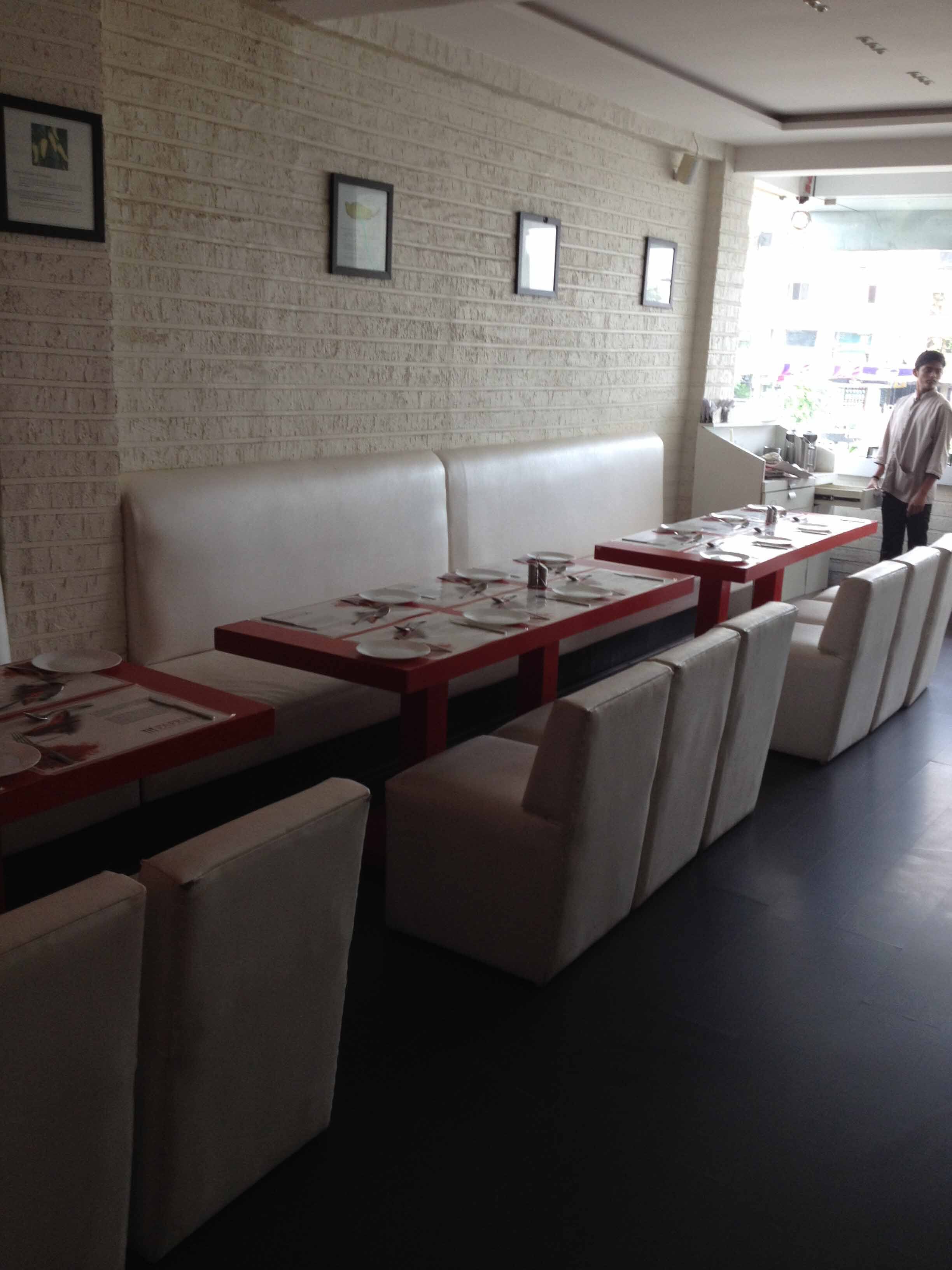 Paprika, Piplod, Surat Zomato