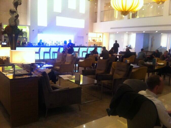 Book table and online reservation at EDG Bar & Lounge Hilton London