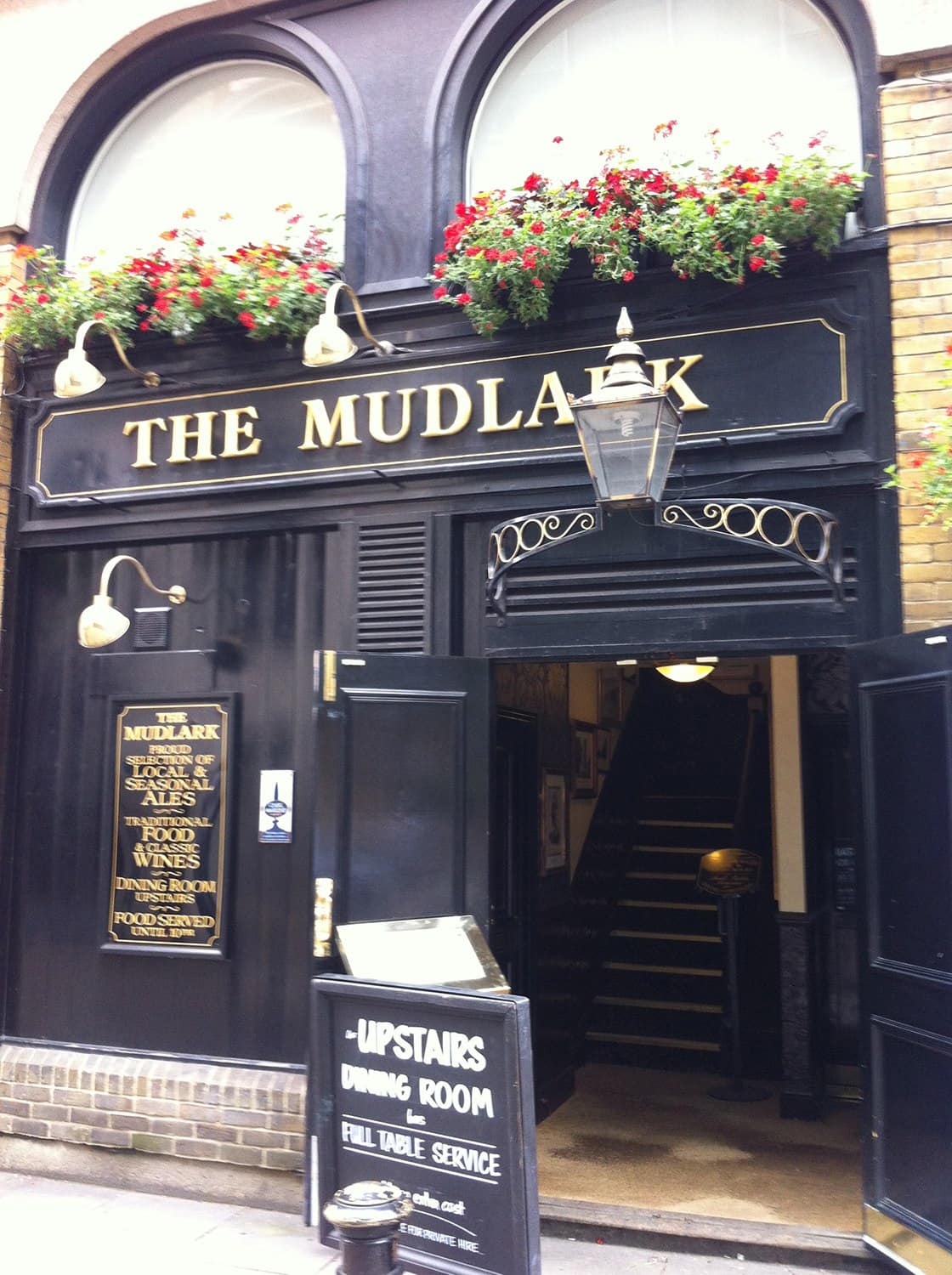 the-mudlark-london-bridge-london-zomato