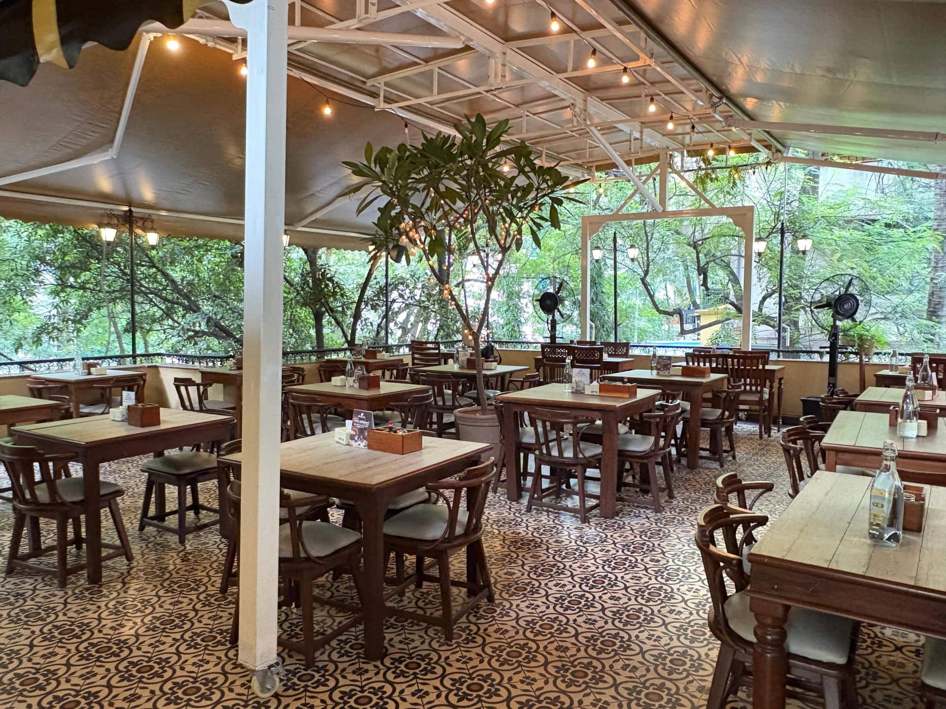 Restaurant image