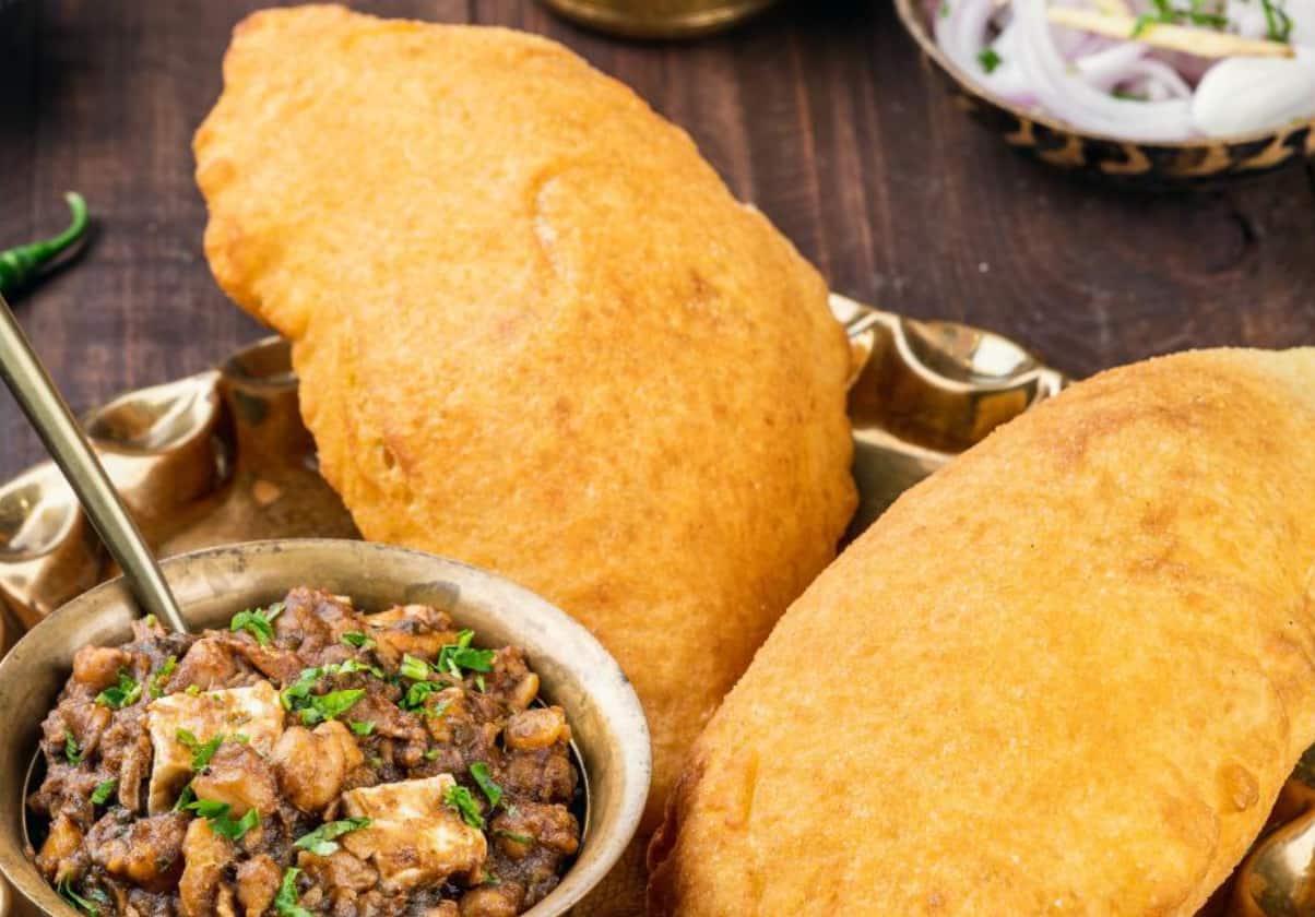 chole bhature, chole bhature near me, best chole bhature, famous chole bhature, bhature, chole, chana bhatura near me - Roshan Di Kulfi - img1