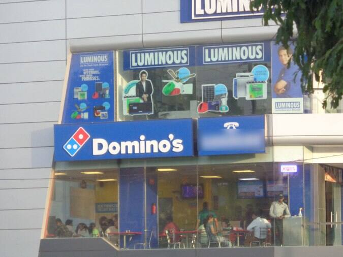 Domino's Pizza Ulasan, Ulasan Pengguna untuk Domino's 