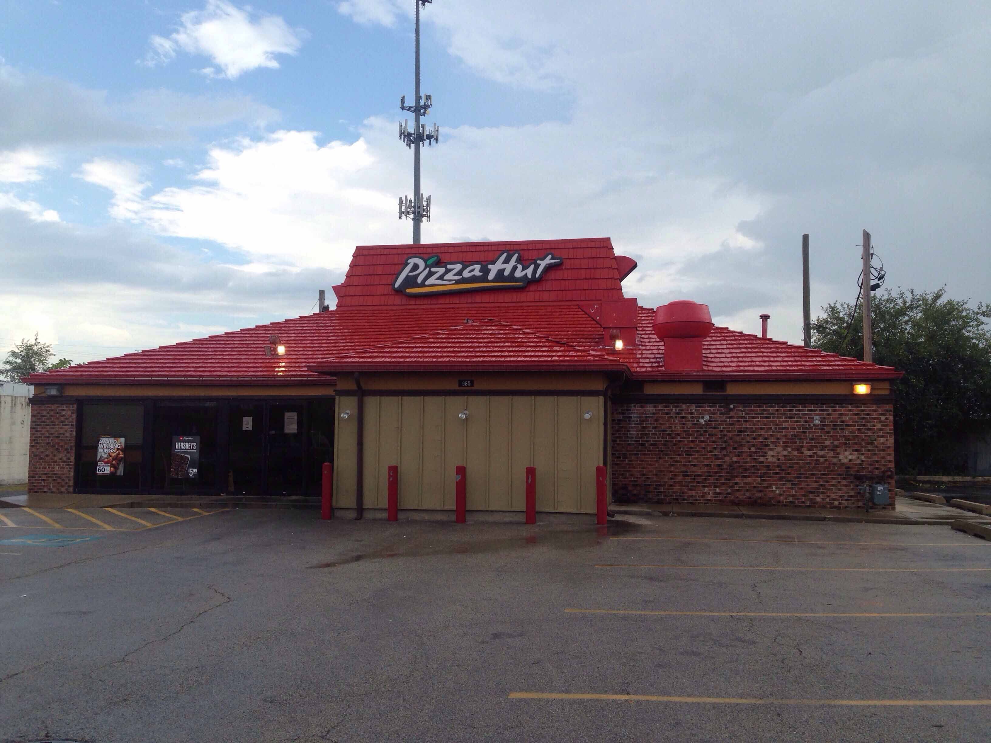 Riverside Pizza And Pub South Elgin - ulryhg9